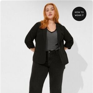 Torrid‎ Classic Fit Black Blazer Size 1X
